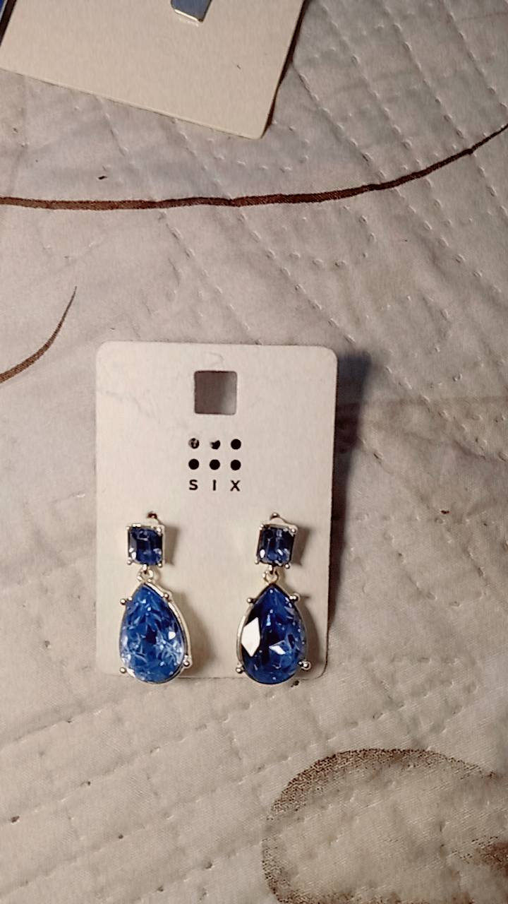 القطعه الفين دينار        يتوفر توصيل كافت المحافظات العراق


**إذا كنت صاحب هذا الإعلان وتريد حذفه لأي سبب، رجاءا أرسل رسالة إلى الدعم الفني**