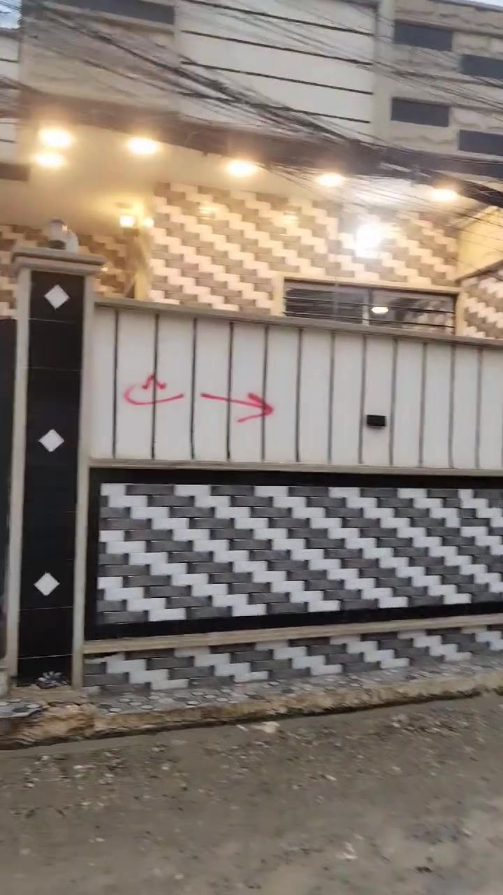 تمام، نسقتها لك:

🏠 *دار للبيع في القوسيات، حي الإيمان، خلف معمل غاز التوفيق*
- *المساحة*: 170 متر
- *التسليم*: فوري
- *الخدمات*: كامل الخدمات متوفرة 
- *للتواصل*: *********** (واتساب أو مكالمة)
