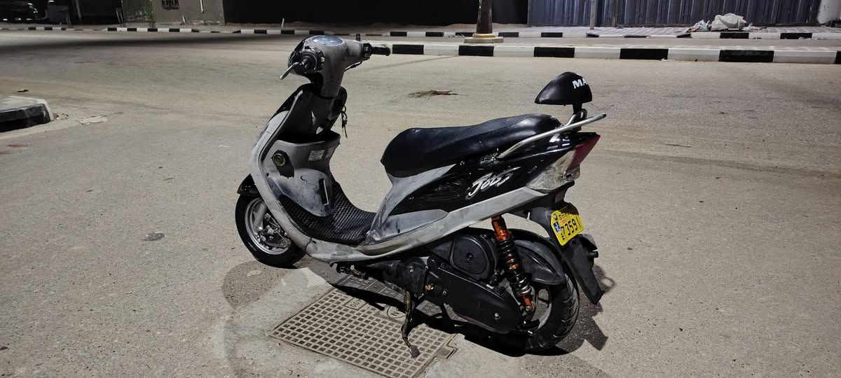 دراجه للبيع مشروطه فول نضافه مفتوح مره وحده قبل سنه بس بستم مبدل  السعر 650 وبيه مجال  العنوان الرميثه حي المهندسين ***********
