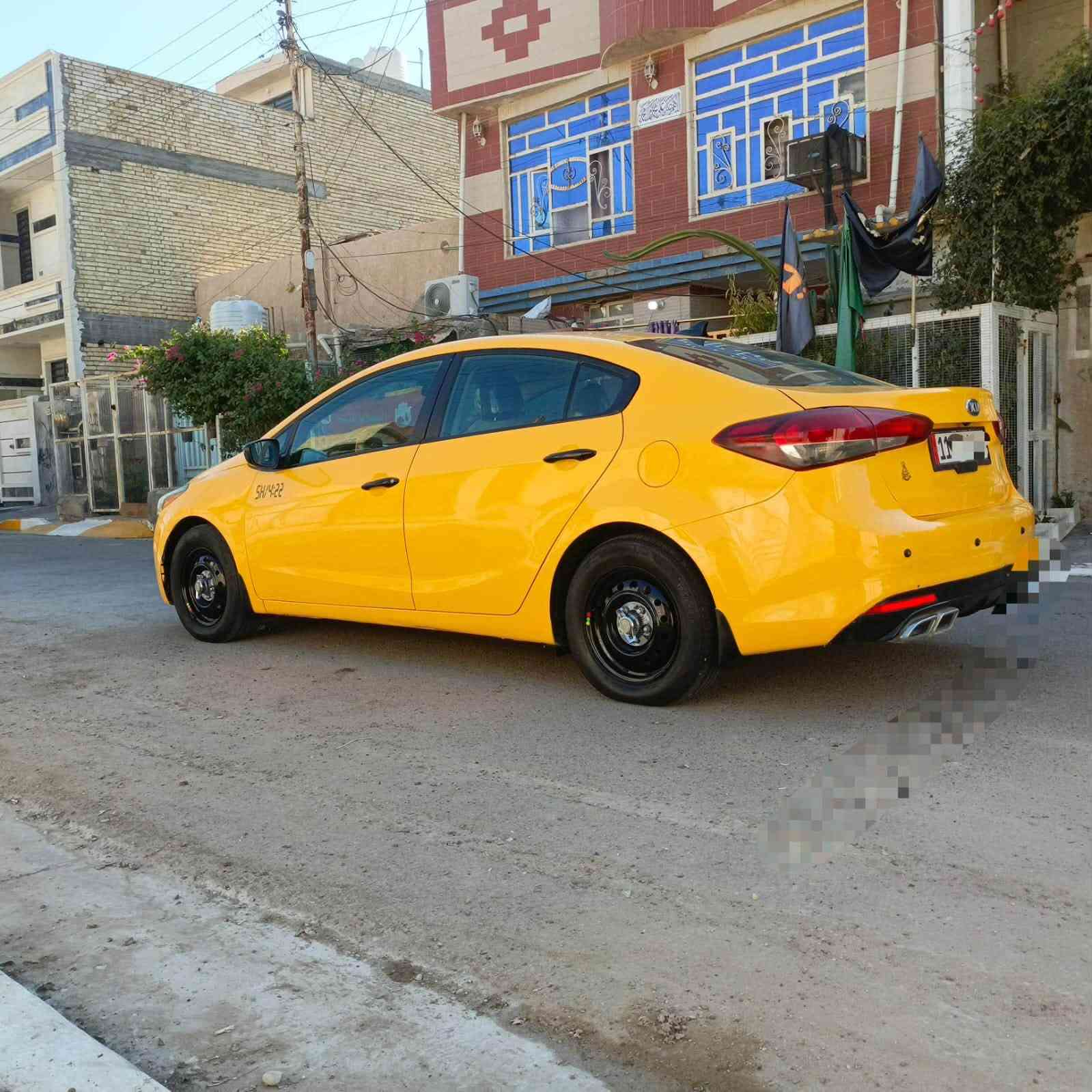 فورتي 2017
وارد امريكا محرك 2000 لا تبخير ولا تنقيص جاهزه حدادية جديده تخم تاير تبريد ثلج صبغه جديده مدوشمه رقم بغداد دولي بسمي مصغرة هيئه وغرامات وهزه جديده 
مكاني بغداد 
السعر 98 مجال قليل
***********
