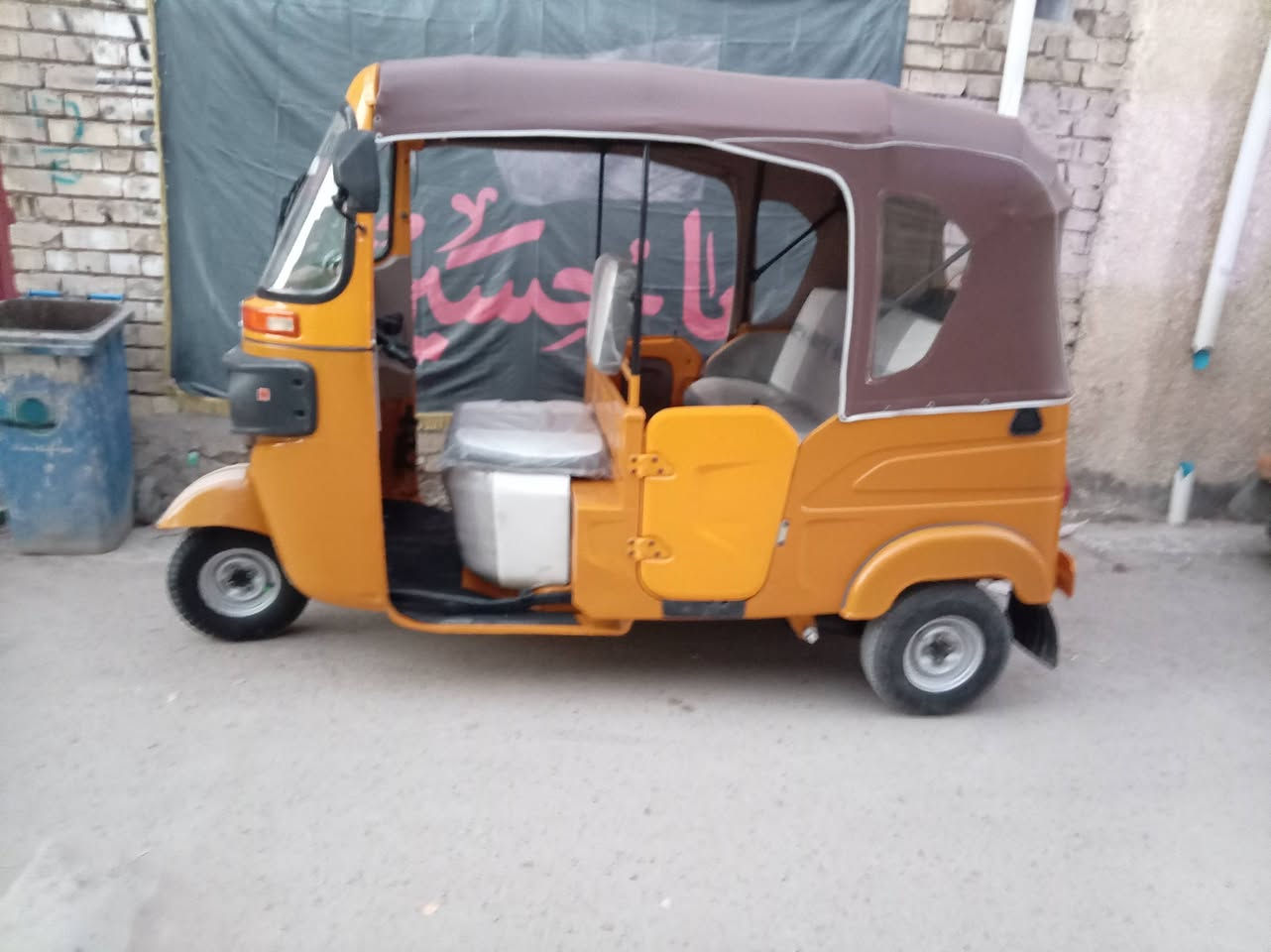 تكتك 21 لونين تكتك تخبل بيها بس الدوس الكدام فقط تراي زيرو يخبل 8400 وبيها مجال مكينة مكفولة وكسن مكفول مدينة الصدر ***********
