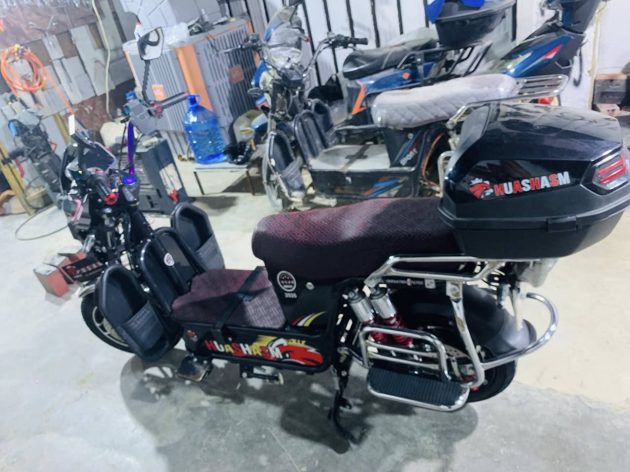 مكلف بنشر دراجه شحن موديل ٢٠٢٦ بطاريات ٦ كله فول و ع فحص كهربائيات كله ع فحص السعر ٧٠٠ وبي مجال بسيط  
مكاني هيت حي البكر *********** وتساب و اتصال
