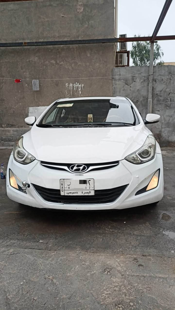 السلام عليكم...
النترا خليجي لون ابيض 2016  فول مواصفات عدا البصمة تحكمات ستيرن اشاير بالمري ، مري شفط ماشية 114 حقيقي ، خمسة ويل كب ، فتحة ، فقط بارد بالهلال مال الجاملغ الخلفي  
السعر128 ماسنجر ماعندي رقمي *********** البصرة, العراق
