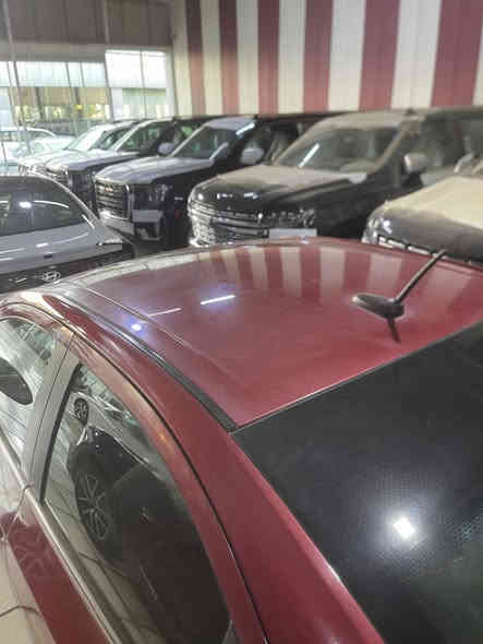 السلام عليكم 
شوفرليت سونك 2013 أمريكي 

—————-
حادثها جاملغ  وبيها صبغ 
السياره على من ال 2016 عدنه 
—————
مواصفات عاديه 
عليها ادامه كامله 
مكينه حاويه
داخل مخمل 
مسجل بلاد 
ويل كب 
لايتات جدد
رقم بغداد الدولي باسمي 
تايرات جدد 
دهن اصلي 
—————
مكاني بغداد  
سعرها 68
 ***********
