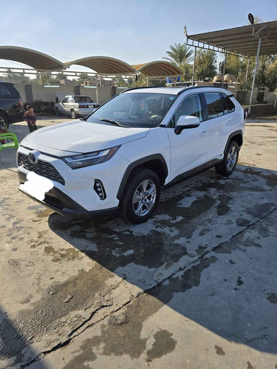 السلام عليكم 
راف فور هايبرد موديل ٢٠٢٤
XLi
اخت الزيرو
لون ابيض رقم بغداد دولي 
وارد امريكي 
ماشية ٢٣ الف مايل 
فتحة سقف 
بصمة تشغيل 
بصمة ابواب 
كشنات جلد 
٣ انظمة قيادة 
رادار امامي 
رادار جانبي 
صندوق كهربائي 
شاشة كبيرة
اوتو بارك
مثبت سرعة 
تحديد مسار 
مكينة ٢٥٠٠
بيها بنيد مصبوغ فقط السونار نرفق مع الصور 
 السعر ٢٣٠ وبيها مجال 
مكان السيارة ديالى
***********
***********
