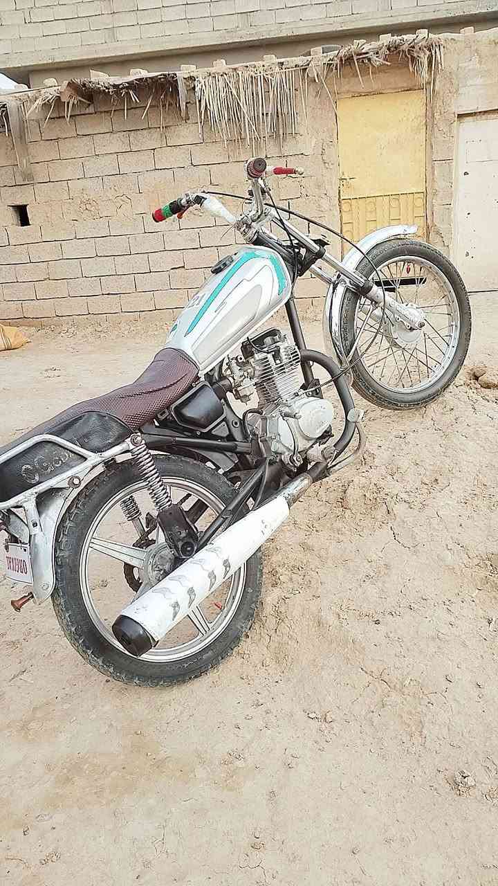 السلام عليكم ماطور للبيع 4 جير ماتور نظيف جلولاء الشيخ بابا***********
