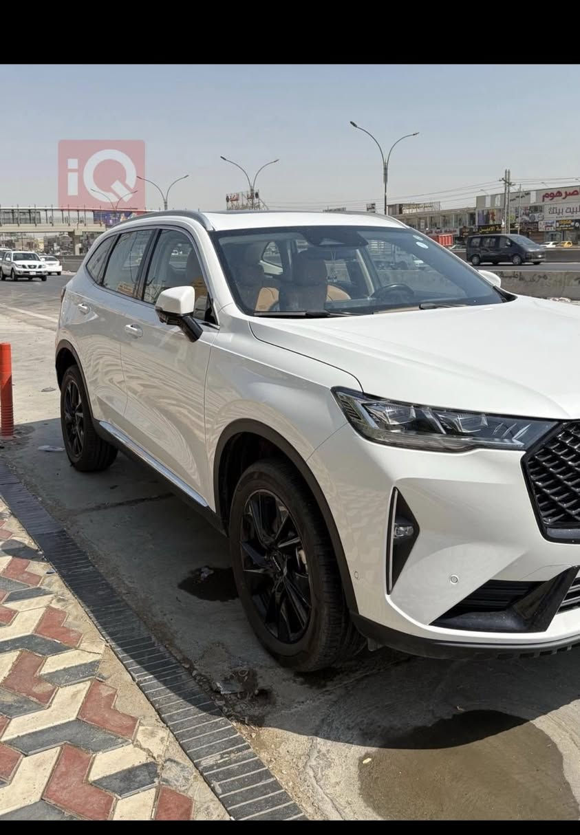 Haval H6 2025
ماشيه 35 الف وقابله للزياده. 

مابيها اي ضرر وبعدها بضمان الشركة وفول مواصفات اعلى فئة 

الرقم ارييل
***********
المكان بغداد
