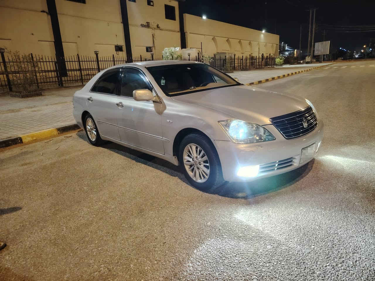 ***********
شاهينة ادوات ادوات تحويرة نجف كصه جنطة شاصي 82 داخل بيجي 3 دكم بردة خلفيه كشنات كهرباء جاهزة محرك كير حداديه تبريد ماعايزة برغي بيهة ارقام وسنويه ع رقم الشاصي مكاني نجف  السعر 36 وبيهة مجال قليل ***********
