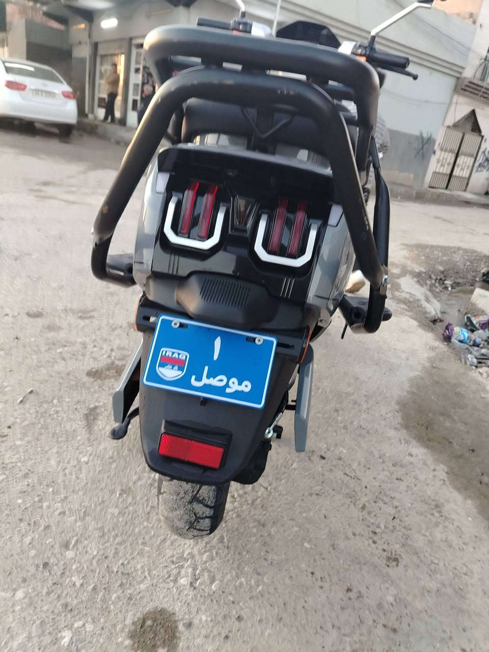 السلام عليكم ماطور شحن مدرع حجم الملف 2500+6بطاريات ماطور فول نضام بك  لايتات زينون عالي ناصي ماطور جديد بمعنى الكلمه لون سمنتي مرغوب اشتريتو بمليون و450 بل قسط ادفع سعر بما يرضي الله الماطور اشتريتو قبل شهر بيع مراوس عادي ***********
