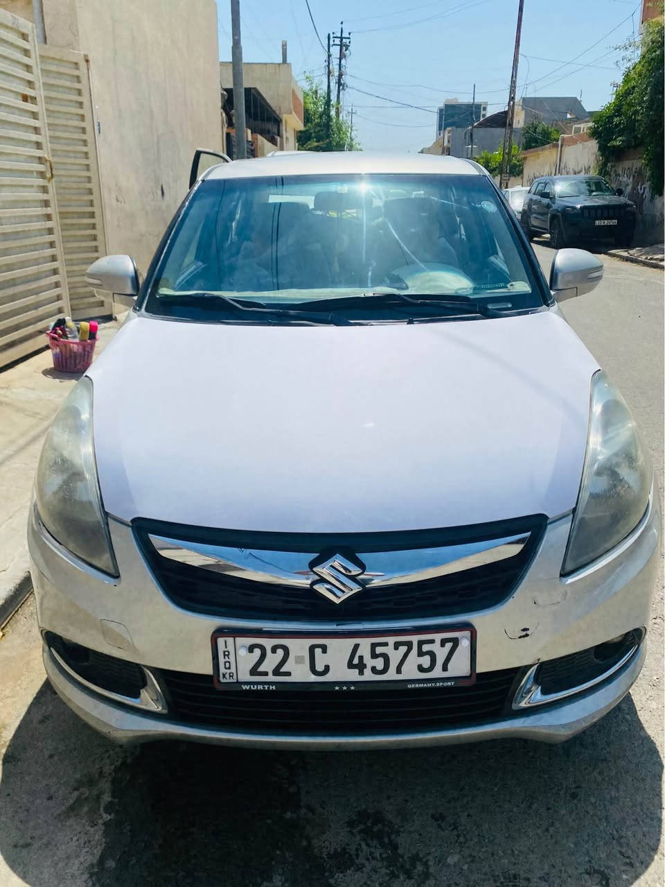 سوزوکی سوئفت دزایر ٢٠١٦
بۆنیت سبوغ یەک بست جاملغ تعدیل هەیە
سنوی رقم نوێیە
بەسمە یەددە بەسمە 
تبرید لەسەر سویج
گێر مکینە شەرت
٣٠ هزار غرامەی لەسەرە
تحویل بەشەرت
نرخی ٨٠$ مجال
What’s app
هەولێر *********** أربيل, العراق

