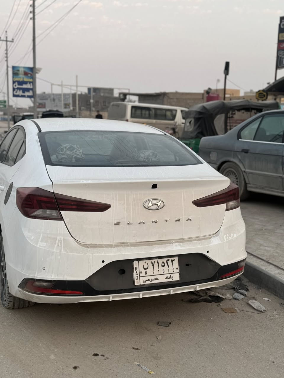 النترا للبيع 2020 خليجي فول بصمه فتحه مكينه 2.0 
سياره اقصاد استقاطع مباشر من راعيها موظف تخلص بسنه 2026/4
سياره بيها جاملغ خلفي  ورا سايق مكصوص وجنطه مبدله والحوض بي كص وباب خلف سايق مبدل 
وجاملغ خلفي صفحه الايمن بي صبغ وقمارة بيها صبغ من ورا صفحه جامه خلفيه وباب سايق بي ٤ اصابع صبغ ع طوله  
وباقي كله كفاله عامه بجم بيبان صفحه الايمنه 
سياره جاهزة من تخم تاير حداديه تبريد تدفئه
سياره بيع مستعجل رايدها 113 ومجالها كلش بسيط 
مكان سياره البصرة شط العرب الجزيرة
***********
