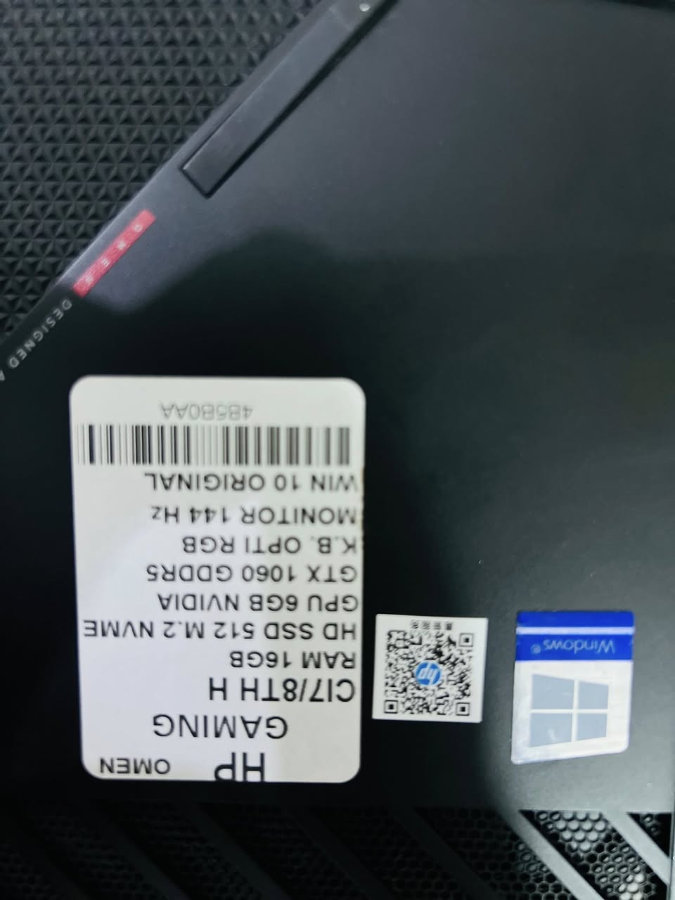 📍 السلسلة: HP OMEN Gaming
📍 المعالج (CPU): Intel Core i7 – الجيل الثامن

📍 الذاكرة (RAM): 16GB DDR4

📍 التخزين: 512GB SSD (NVMe M.2)

📍 بطاقة الرسوميات (GPU): NVIDIA GTX بذاكرة 6GB GDDR5

📍 لوحة المفاتيح: RGB Keyboard (إضاءة ألعاب)

📍 نظام التشغيل: Windows 10 أصلي

📍 نوع الاستخدام: ألعاب – تصميم – تعدد مهام

📍 منافذ: USB – USB-C – HDMI – LAN

📍 شاشة: غالبًا 15.6″ FHD

📍 التبريد: نظام تبريد OMEN
+ يدات اكس بوكس 360
+وجنطه وماوس وشاحنه مالتها الاصليه 
السعر «مليون»

***********
