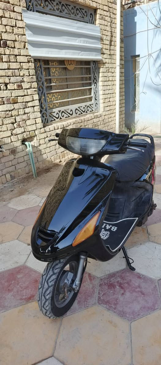 فراشه للبيع مكينه خرسه مفتوحه مره وحده كهربائيات كلها شغاله لايت اشاير بك لايت زوج تايرات نقصها باتري وسلف فقط السعر ب350 الشراي يتصل فقط ***********
