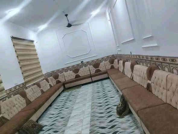 اعلان........🏢 🏢 🏢 🏢 

دار للبيع مساحه ٢٦٠ م بلحشد مقابيل طاقه بلحكم 

الطابق الاول يحتوي على غرفتين وصاله ومطبخ وبراني وصحيات داخليه وخارجيه

الطابق الثاني يحتوي على غرفتين وصاله ومطبخ صحيات وشقه معزوله درج خارجي غرفه وصاله ومطبخ وصحيات 

السعر 220 مع المجال للاستفسار اتصال على الأرقام التاليه 

***********  

***********

***********

***********

مكتب الساعي للعقارات 🏢 🏢 🏢 🏢 

#العنوان_سايدين_حي_الشرطة_مقابيل_أسواق_الريتاج 🏢 🏢 🏢
