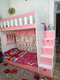 أثاث أطفال • للبيع