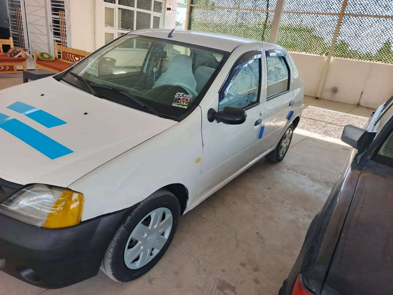 رينو لوكان 2012 سنويه صاقطه حداديه كير مكينه ضمان تخم تاير 35قفل)***********
