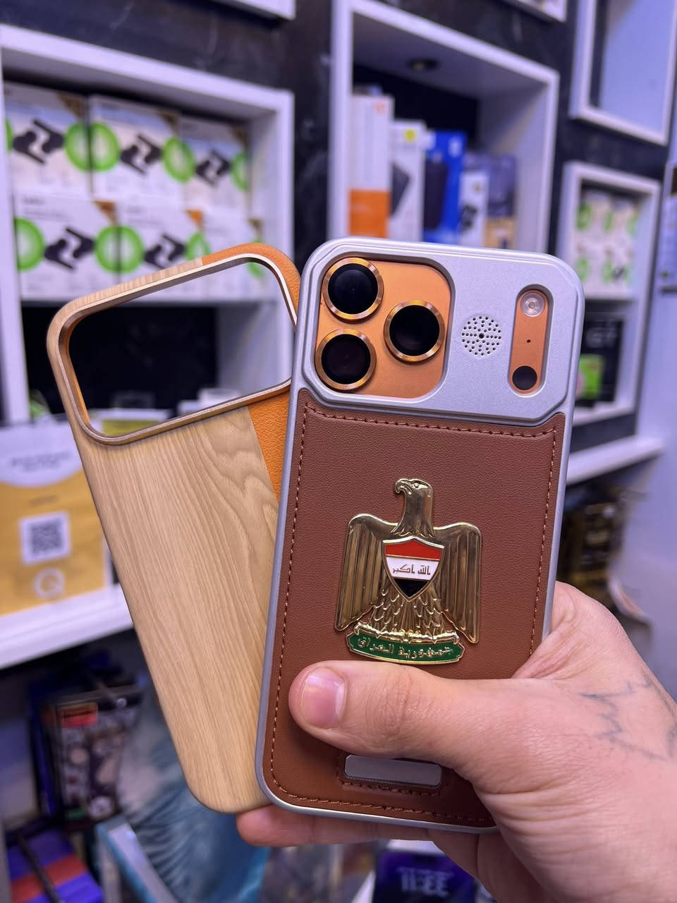 ١٧ برو ماكس لون البرتقالي شريحه الكترونيه نضافه الجهاز ١٠٠٪؜
ذاكره ٢٥٦. بطاريه ١٠٠ عدد دورات الشحن ٣٠ 
هدايه كفرات ٢+ لزكه مظلل+عدسات+تغليف ضهر

سعره ١٨٤٠ ألف قفل  🔒 

متوفر يم سنتر الحربي الرماديّ شارع السينما 
للتواصل خاص او اتصال او واتس
***********
