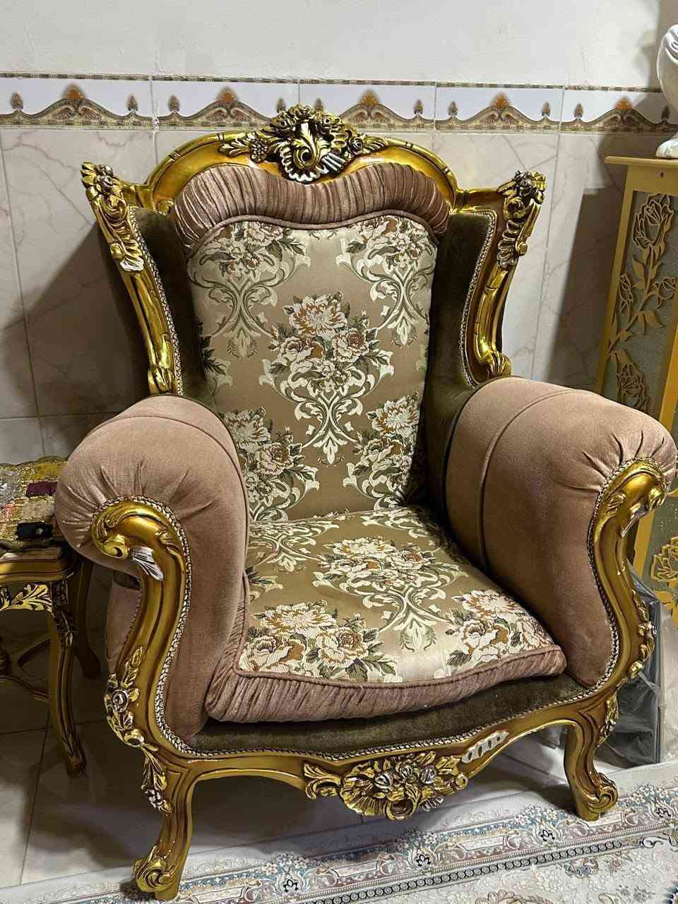 السلام عليكم تخم رئاسي للبيع نضيف كلش استخدام قليل سعره مليونين بيه مجال بسيط للشراي مكاني كربلاء


**إذا كنت صاحب هذا الإعلان وتريد حذفه لأي سبب، رجاءا أرسل رسالة إلى الدعم الفني**