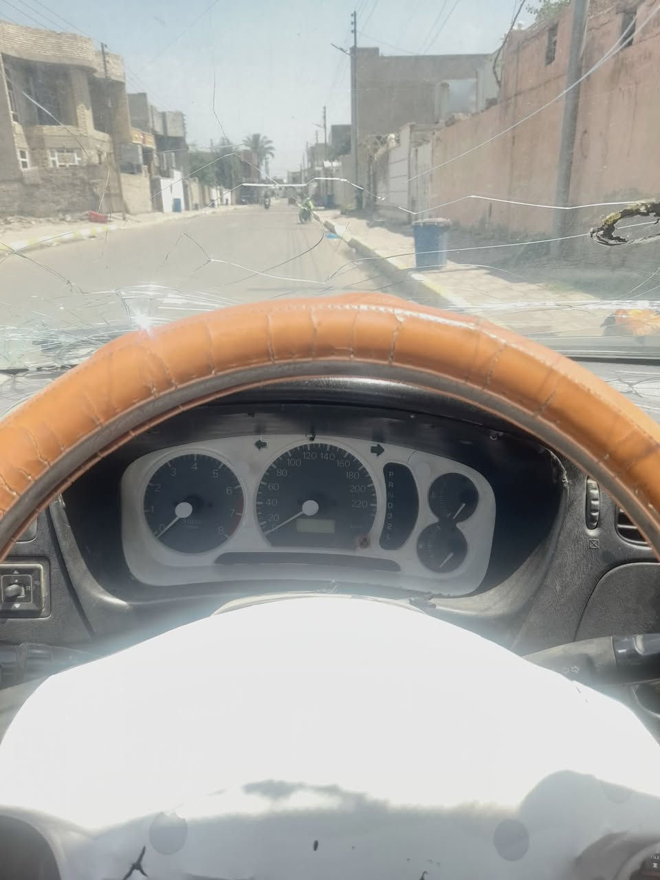 السلام عليكم لانسر مكينه ٢٠٠٠
موديل ١٩٩٧ اوتو ماتيك رقم انبار 
يحتاجله ترتيب 
السعر ١٨ او مراوس 
***********
