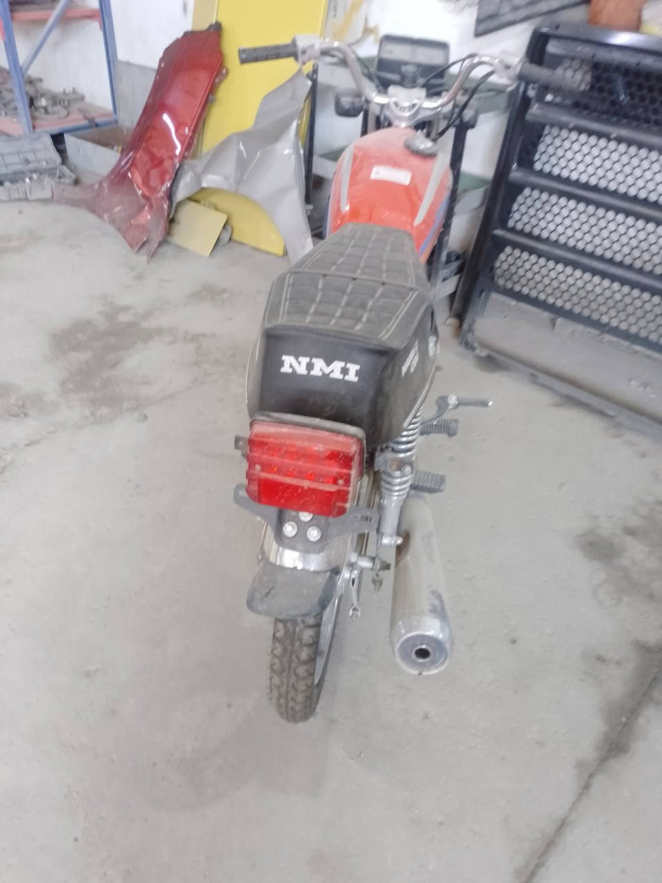 دراجة للبيع  2026 زيرو حتى متروكة مامشتغلة من تعمير ومحد طلع بيهة 800وبيهة مجال بصيط ***********
