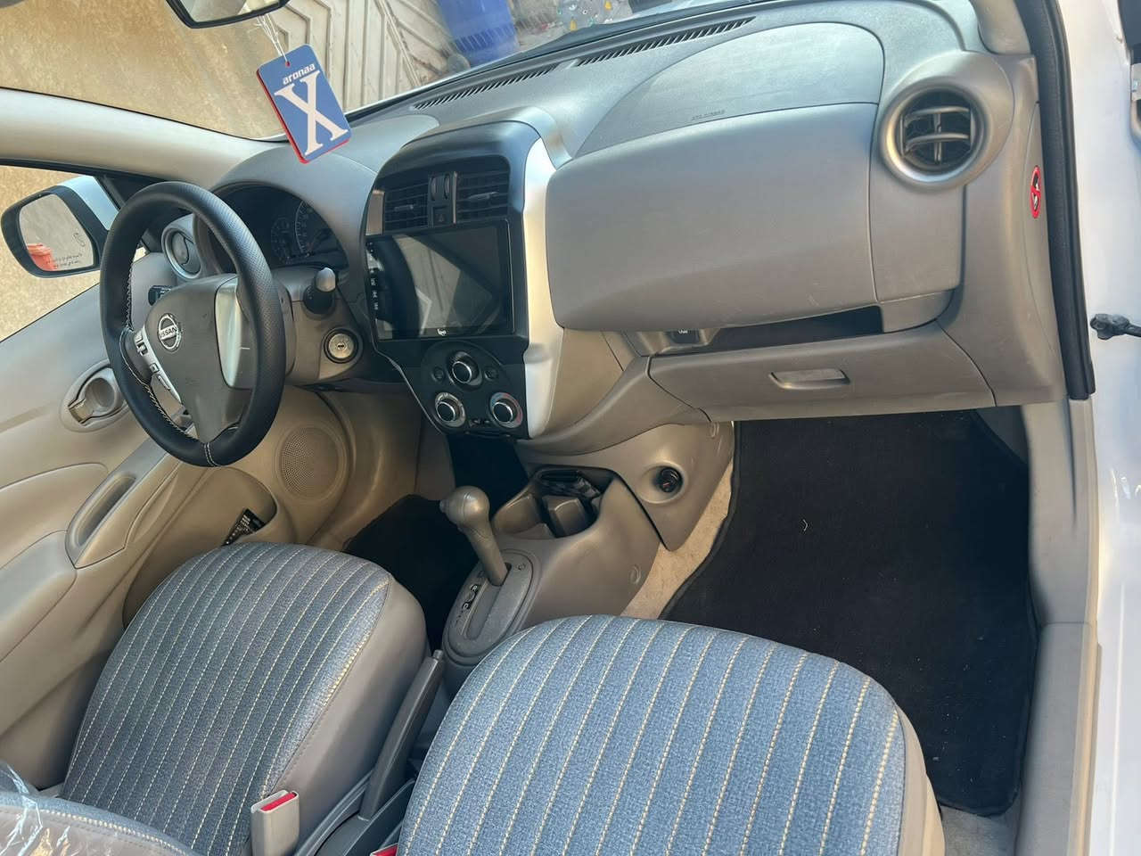 السلام عليكم سني هندي لبيع 20018السياره مكفوله بيه ملاحضات اخوان اني مكلف بل نشر رقم بغداد ماشيه 200  السعر 100 وبيه مجال رقم صاحب السياره ‭0771 613 9922‬ السياره موجوده بغداد بل غزاليه ماجاوب عله التعاليق مكلف بل نشر
