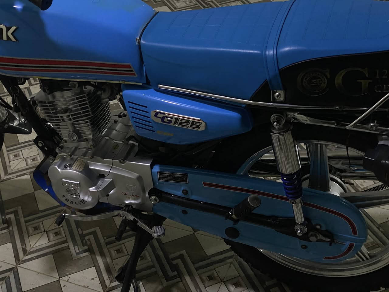 السلام عليكم دراجة اربع كير نامة سونك محرك غطاس رقم نجف سنوية بأسمي نظيفة مكفولة كفالة عامة 
السعر : مليون و350 الف 
رقم الهاتف للتواصل واتساب ***********
