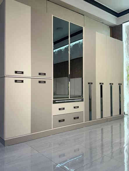 ✨ موديل {مينا} المودرن – 10 قطع
💸السعر 1.850.000/مليون و850 ألف💵
🛏️ السرير مخزن جك ↗
📐 الكنتور مع الملحق:335سم
🧱 ضهر بلوك
🔩 برغي وچوي حديد
🩸 صبغ حراري
💯 تركي درجة أولى🇹🇷🇹🇷🇹🇷
💧 خشب MDF ضد الرطوبة
🛠️ضمان صيانة لمدة 3سنوات🛠️🚚
🚛خدمت توصيل وشد مجانا🛠️🚚

✨ملاحظة اسعارنا مقاربه ل اسعار الجملة 

📞للاستفسار والطلب تواصلو عل الرقم وتساب 

📞📞0770 890 0536//***********
