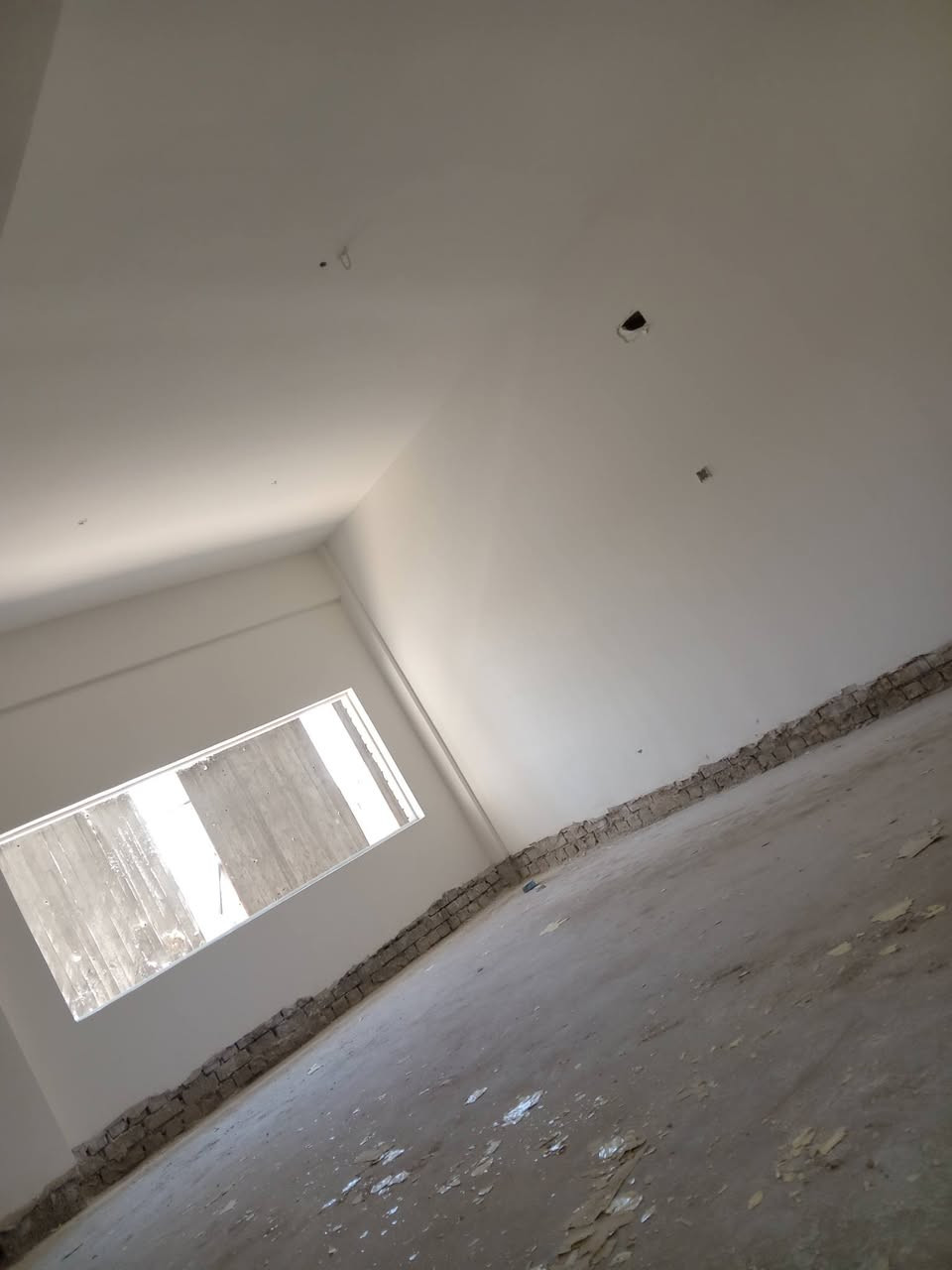 السلام عليكم متفرغ كادر لبخ جص وبورك 
اسمنت شرط نسلم تسليم مهندس وسعارنه زينه
‏‪0788 234 6639‬‏
