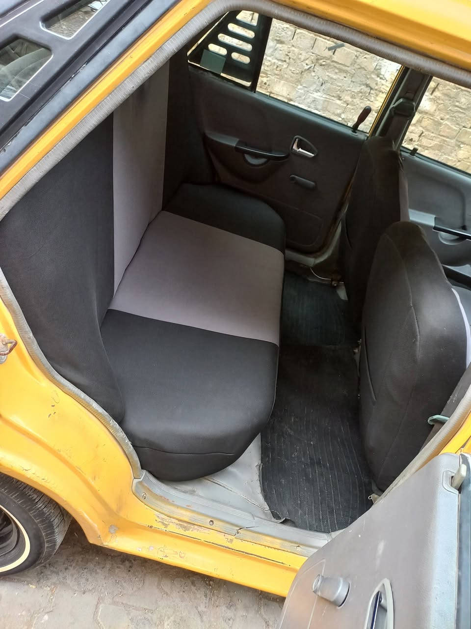 سلام عليكم سايبا موديل ١٢ كير ومكيني وباتري وداينمو وبور وكهربائيات وتبريد وتدفئه كلها شغاله سنويه بسمي مكان بغداد السعر ٢٦
