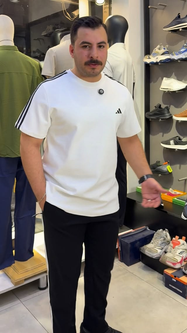 تراك اديداس اصلي 
خامة قطنية 
قياسات 
M L XL XXL
للحجز مراسلة خاص


**إذا كنت صاحب هذا الإعلان وتريد حذفه لأي سبب، رجاءا أرسل رسالة إلى الدعم الفني**