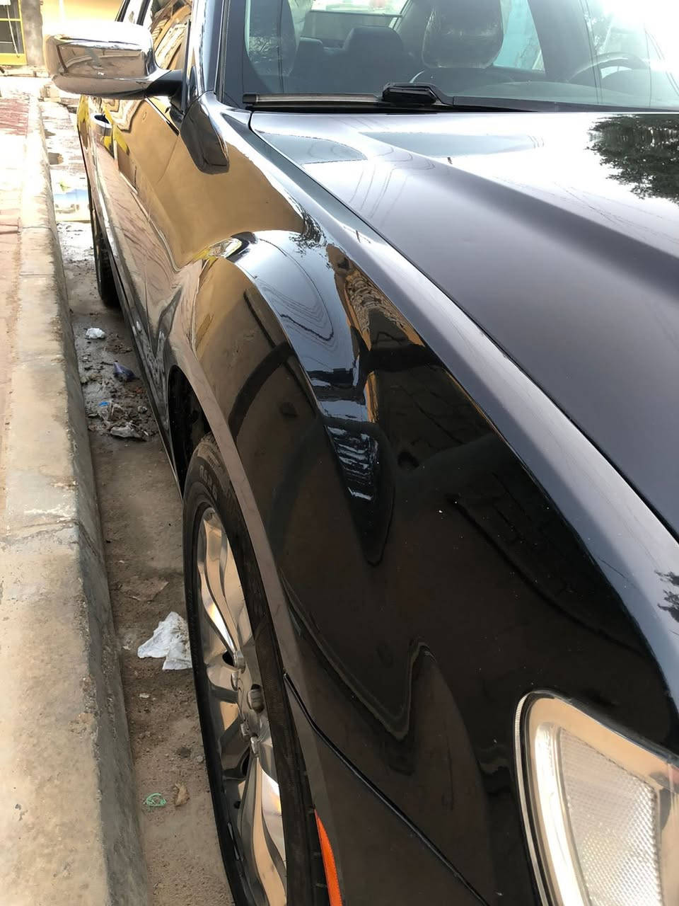 اوباما ادوات موديل ١٦ سيارة فول واحد على واحد فتحتين بالسقف وبرده خلفيه كشنات تدفئه تبريد…جاهزه تخم تاير حداده كير محرك كفاله 
سيارة كلش حلوه وجاهزه بالعافيه ع ياخذه *********** 
السعر ١١٥ بيه مجال قليل لشراي
