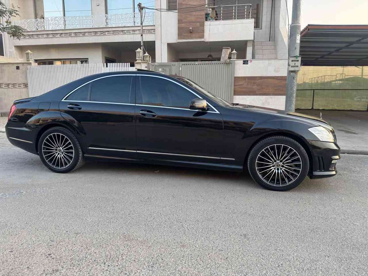 مارسدیس s350گاز حزام سبخ بێ دەحم ٢٠٠٨ کرایتە ٢٠١٢شکلی بێ کێشەیە نوێ ماوەتەوە بێ مەسرەف هەموو شتێکی بە شەرتە سەنەوی ژنگە نوێیە شەش پستۆنی مەرخوبە 
*********** أربيل, العراق
