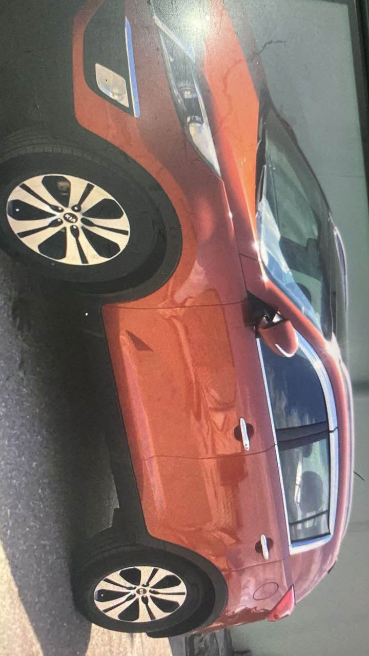 كيا سبورتاج 2013 خليجي فول مواصفات.
سياره بدون صبغ (فقط الماشر بالصوره شبر باب السكن ) 
موصفات سقف بانوراما بصمه مراي شفت تحكم ستيرن  داخل قيسي كشن جلد كهربائي  ماشيه (184km). السعر 157$ بي مجال          رقم تلفون ***********/ *********** كركوك, العراق
