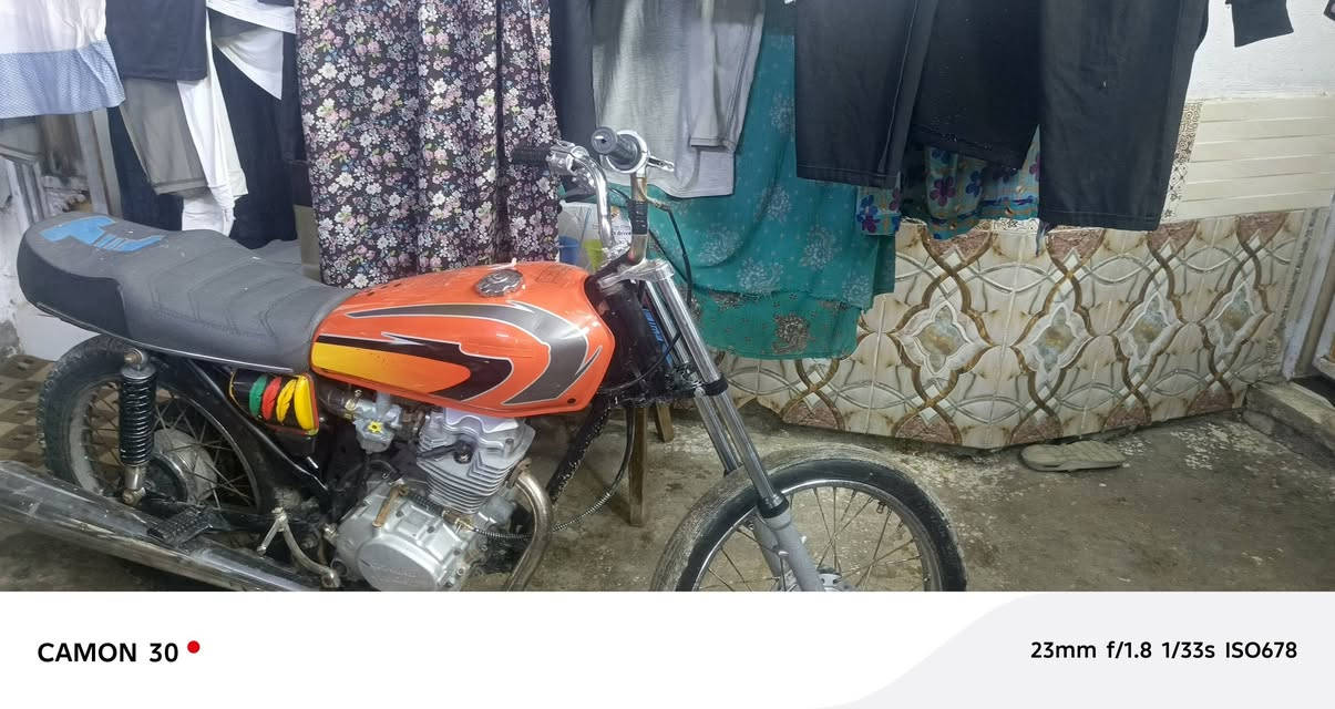 دراجه البيع ادوات نفيفه كلش ما متعبه سعره 400 وشراي يتصل ***********مكان معقل
