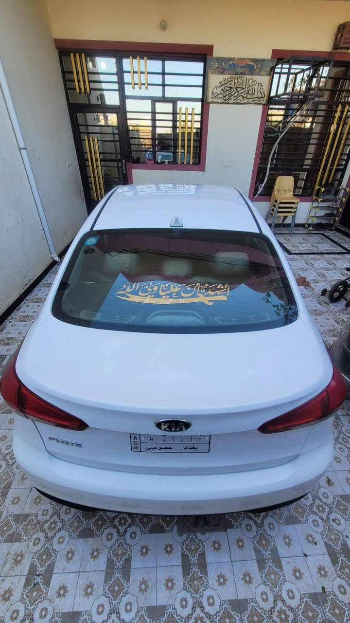 السلام عليكم للبيع فورتي موديل ٢٠١٧ وارد أمريكي لون ابيض السياره رقم بغداد سنويه لغاية ٢٠٢٩ محرك مامفتوح لاصرف ولا راجز تبريد تدفئه كله شغال طخم تأيرات جديد  حداديه خلفي امامي اعتبره شركة دوشمه جديده گاعيه وكشنات ماتصرف عليه ولا دينار بس نقل الملكيه بيه ٣قطع صبغ ونص بدون داخل
السعر ١١٢ وبيه مجال العنوان ديالى بعقوبه للتواصل الاتصال على الرقم *********** بعقوبة, ديالى
