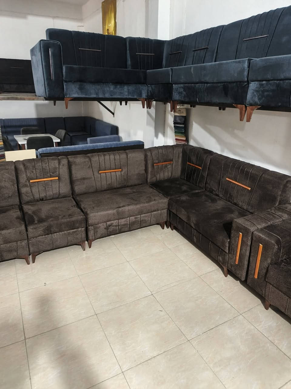 ديوان جديد 10 مقعد ضمان سنه شغل درجه اولى نجاره مو سوكي جديد غير مستخدم يتوفر كافة الوان والفصالات السعر 350 الف


**إذا كنت صاحب هذا الإعلان وتريد حذفه لأي سبب، رجاءا أرسل رسالة إلى الدعم الفني**