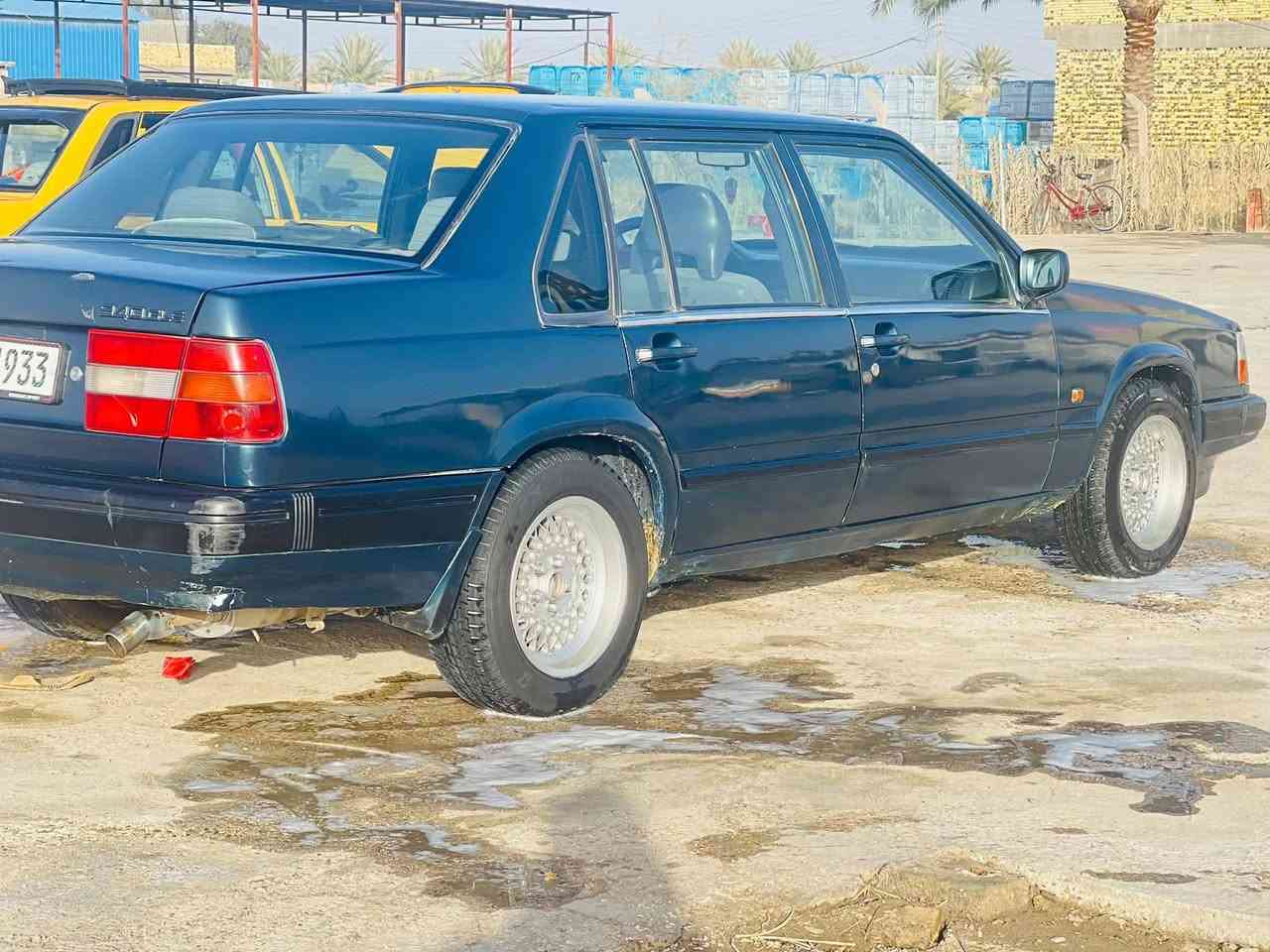 فالفو 940رقم انكليزي  سنويه لل2030 هزه جديده مداور ثاني يوم  موديل 94جاهزه من كل شي مصبوغه جماليه شواصي دواخل خارج مكفوله من كلشي السياره حلوه وجهازه شواصي جديده السعر 59وبيهه مجال قليل حك الجيه الشراي يتصل ***********
مكانهه حله الكفل
