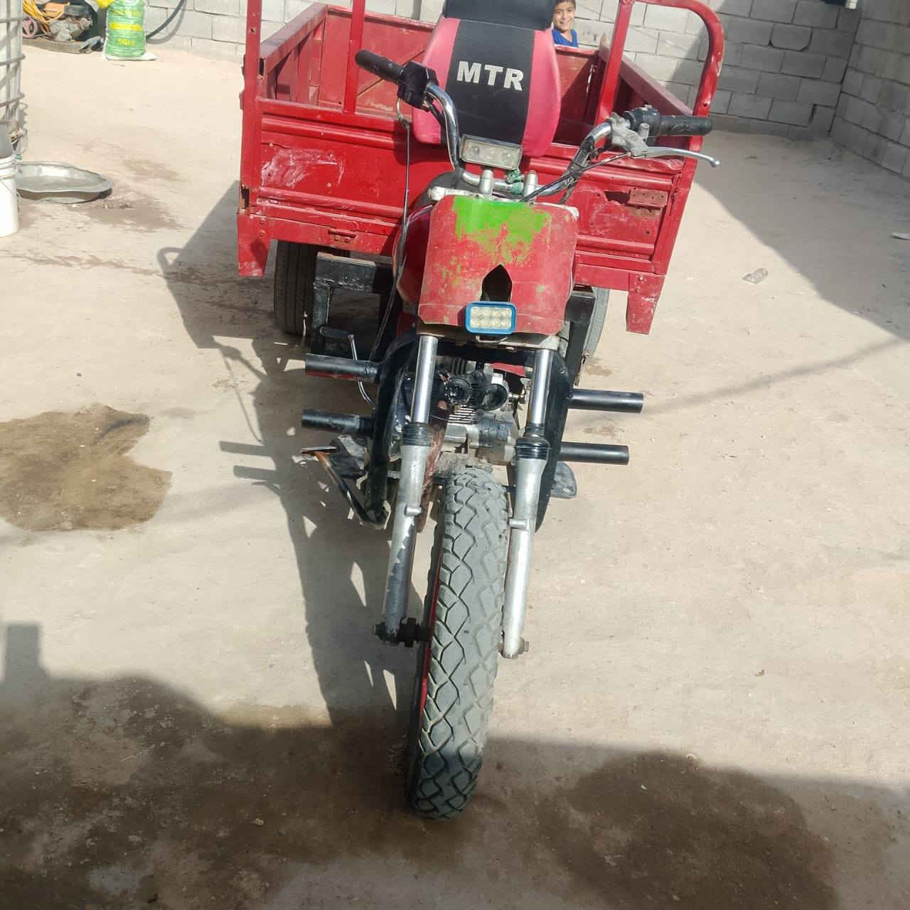 ستوته البيع
مكينه نظيه
كهربايات سلف شغال
المكان خوالزبير
سعر600وبيه مجال
***********
