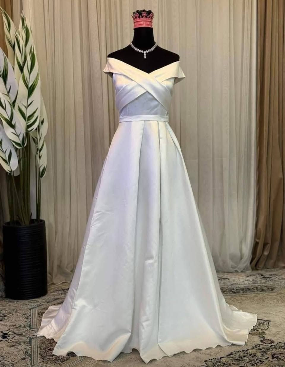 للاستفسار واتساب ***********
عرض خاص 23 الف
