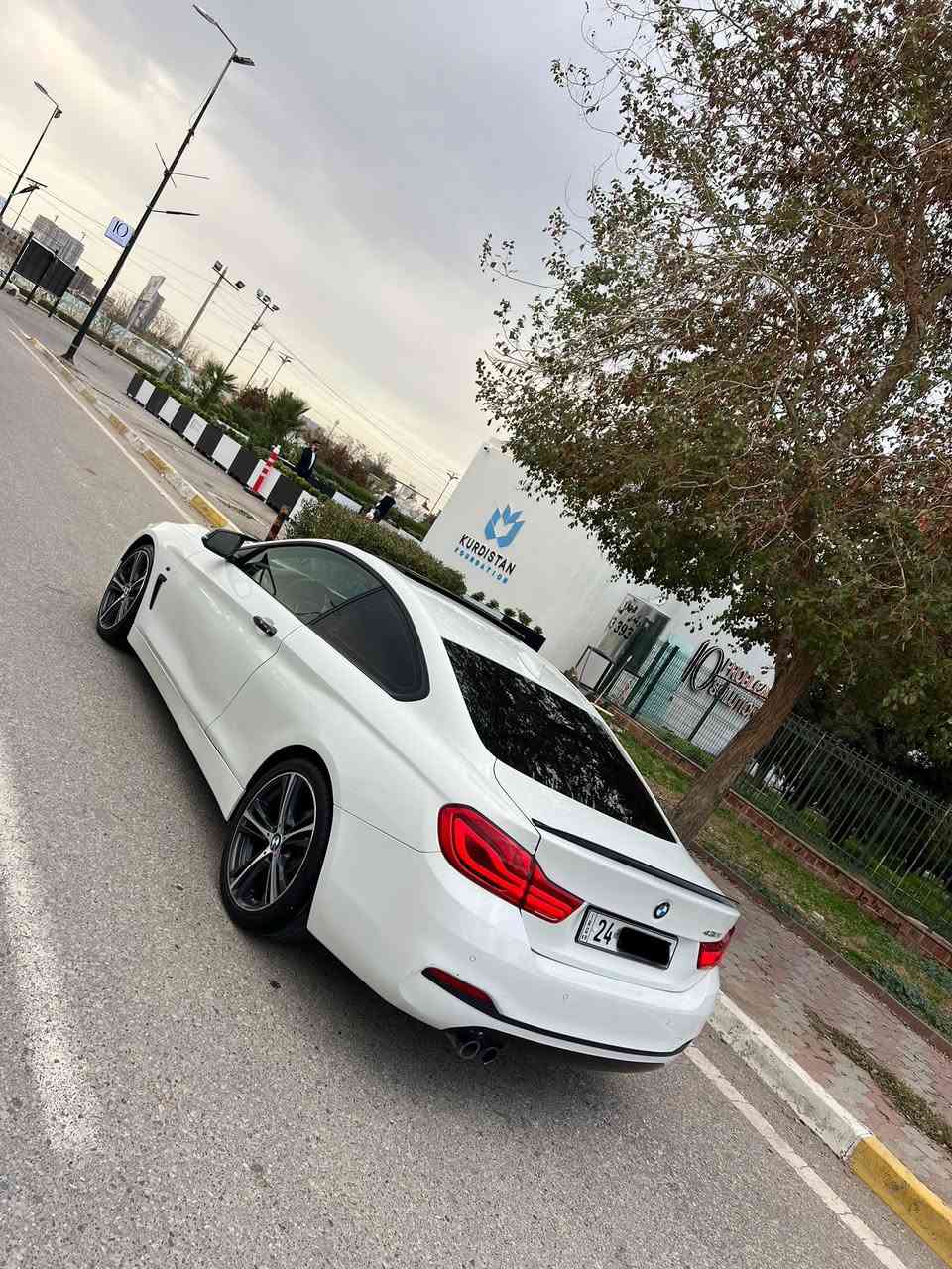 سلام عليكم
BMW 430i Grand coupe 2018
فول مواصفات 
ضرر سيارة باب سايق نص جاملغ خلفي 
بدون دواخل بدون ارباك 
كير محرك كفالة 
سيارة نضيف مابي نقص 
سعر ١٧٨ ورقة  مجال 
مكان اربيل 
رقم الهاتف ***********
واتساب موجود
