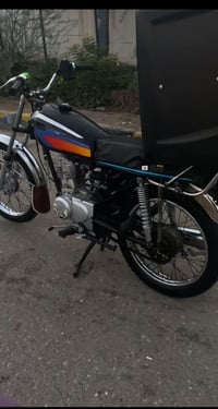 دلفري حر • توصيل مطاعم وصيدليات • داخل وخارج الخور