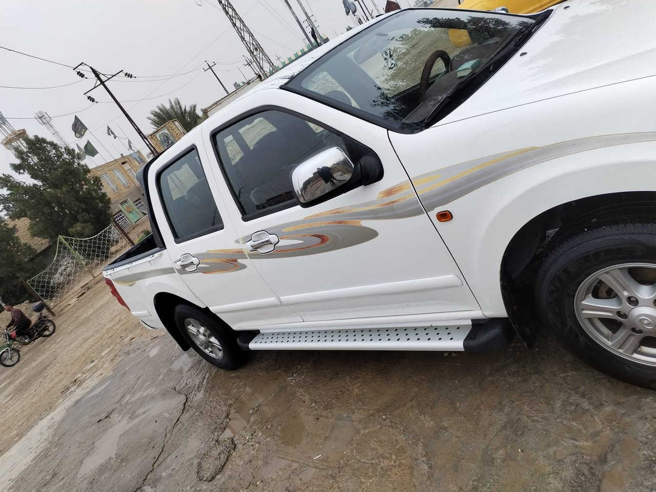 سلام عليكم كريت ويل موديل 2015 مكفوله كفاله عامه رقم واسط مكينه مامفتوحه عله وضع الشركة مكان السياره دوانيه سنويه مجدده استفسار على الرقم *********** السعر 85 اوبيه مجال
