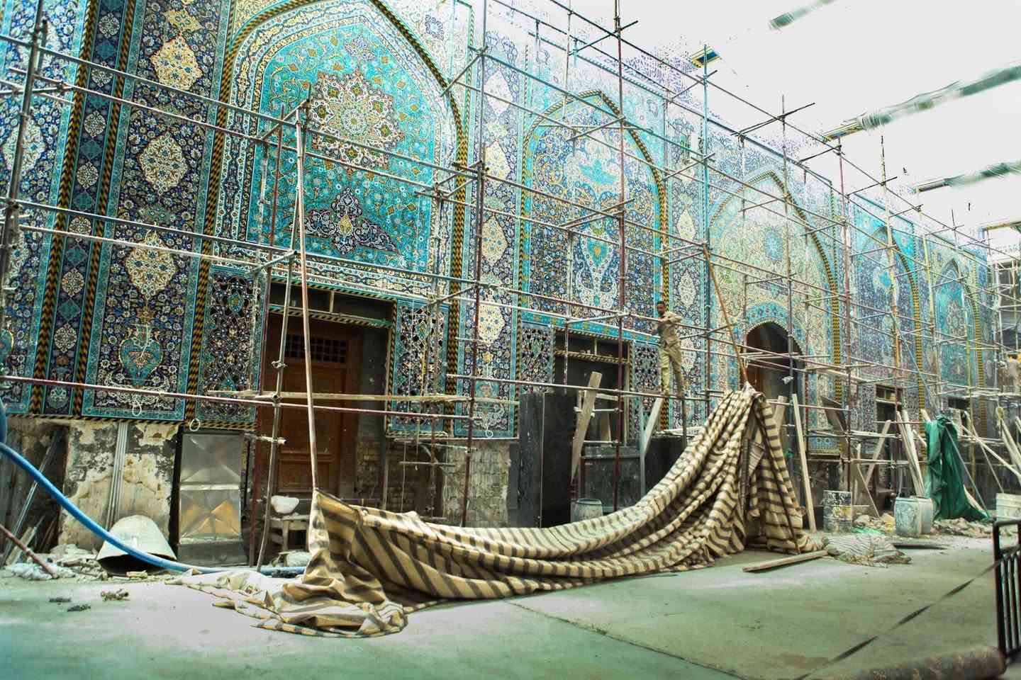 من قلب كربلاء المقدسة، يتشرف كادر الميالي لتنصيب وفتح السكلات بمتابعة الأعمال مع العتبات المقدسة، ملتزمين بالدقة والجودة وحسن الأداء
الميالي لتنصيب وفتح السكلات
***********
دقه_أمان _التزام
