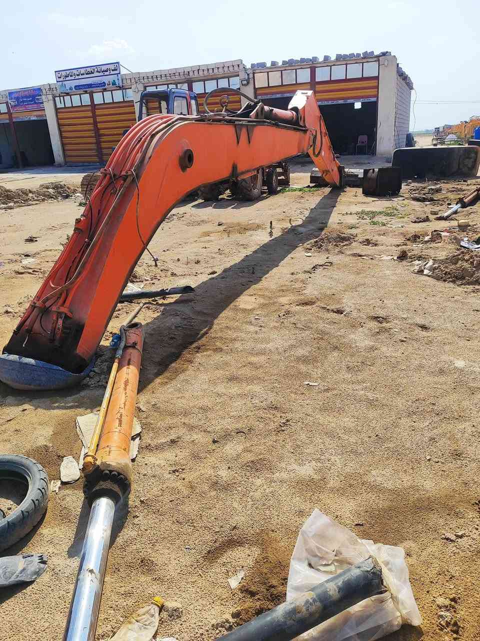 اللهم صل على محمد وال محمد للبيع اومراوس جب ياباني اصلي ابولقفل ١٤ متر يرهم على حجم ٢٠٠ و٢١٠ خفيف على الحفاره حياهم الله الشرايه الطيبين العنوان كربلاء المقدسه شارع كربلاء نجف تلفون ***********
