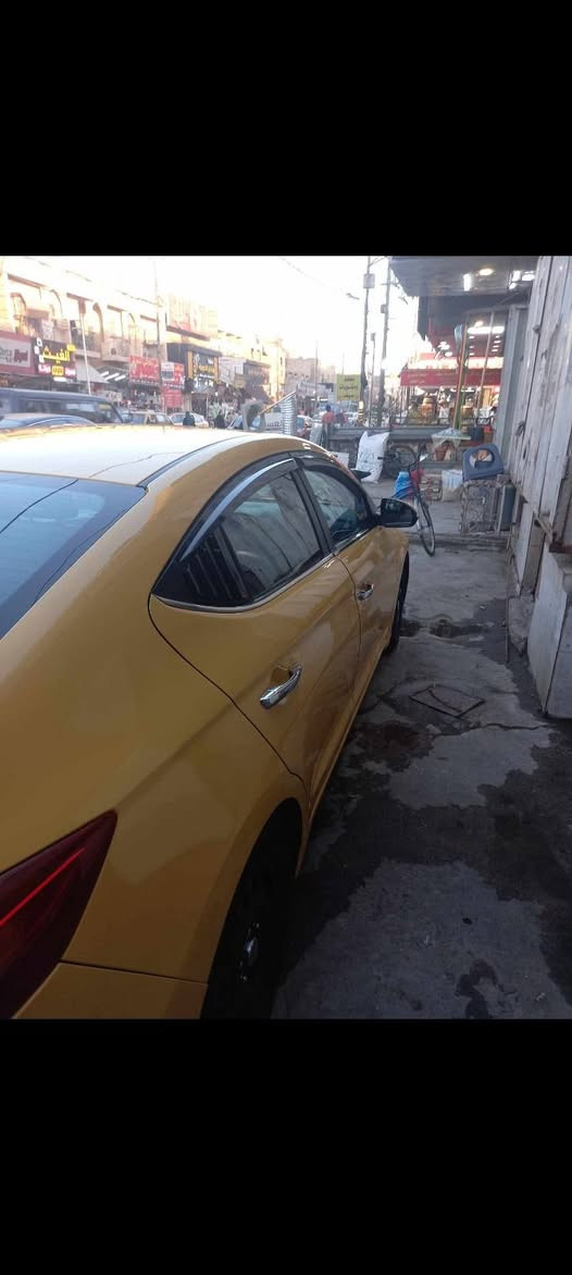 السلام عليكم النترى أمريكي بصمه وفتحه فول واحد على واحد السعر 127 وبيها مجال *********** مكان السياره بغداد
