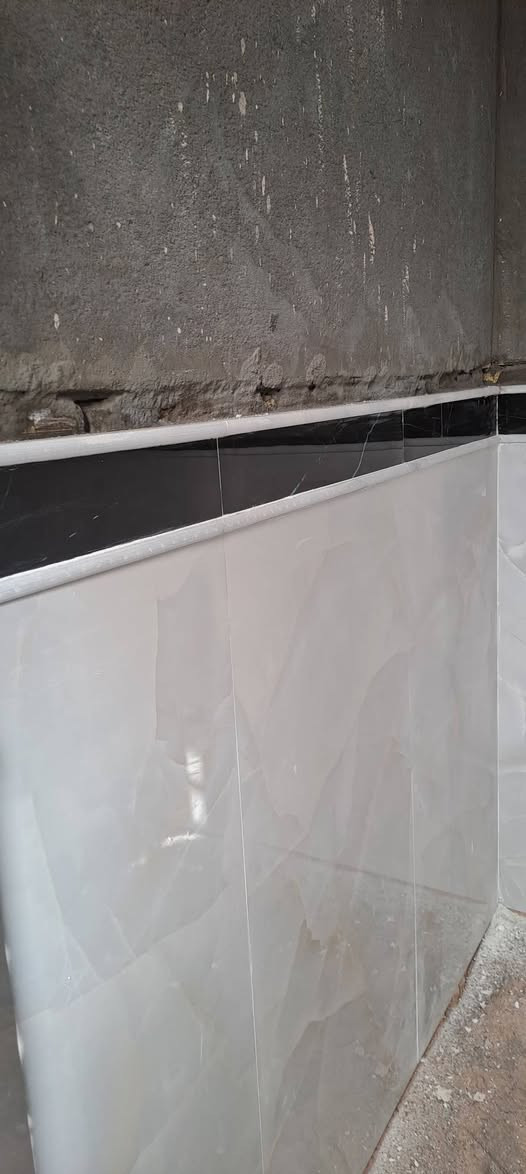 خلفه سيراميك جداري ابعمل اهوازي درجه اوله حالين متفرق رقم الهاتف عل واتساب  ***********////00989387840924
