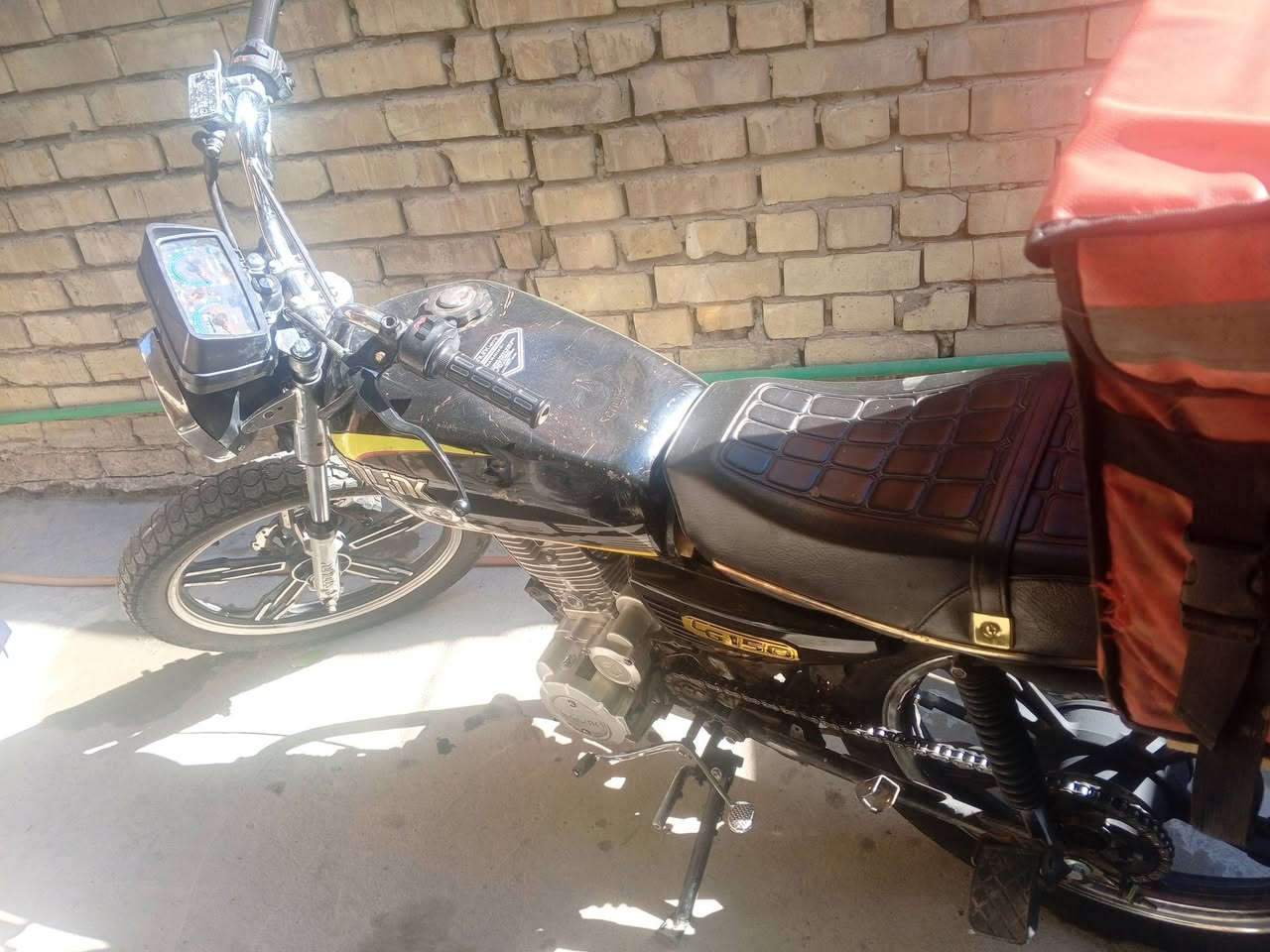 دراجه ايراني ساڨانه برغي ما مفتوح بيها رايدتها ب 400 وبيها مجال


**إذا كنت صاحب هذا الإعلان وتريد حذفه لأي سبب، رجاءا أرسل رسالة إلى الدعم الفني**