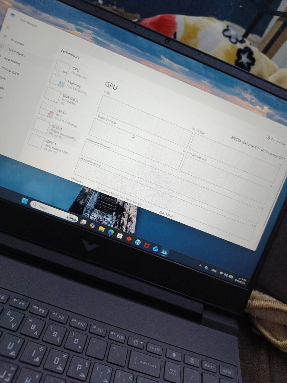🔥 لابتوب Gaming / Design للبيع – قوة عالية جداً 🔥
💻 المواصفات:
🔹 المعالج: Ryzen 7 7445HS (قوي جداً – أداء عالي)
🔹 كرت الشاشة: RTX 4050 – 6GB
🔹 الرام: 16GB
🔹 التخزين: SSD 500GB
🔹 الشاشة: سريعة وممتازة للألعاب والتصميم
🔹 الحالة: جديد – فتح كارتون فقط
🔹 الاستخدام: شبه صفر
ساعتين التشغيل فقط 
🎮 يشغل جميع الألعاب الحديثة بسلاسة عالية
🎬 ممتاز للمونتاج، التصميم، البرمجة، والأعمال الثقيلة
💰 السعر: (مليون و 100)
📍 الموقع: (شعب 
📞 للتواصل خاص / واتساب
***********
