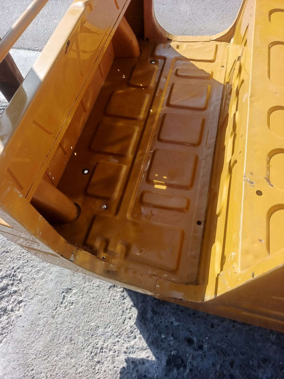 سلام بدي موديل 20 ابلادي شوفه عينك نظافه فول سعر  800 او بي مجال بواريه كامله ويا عنوان بغدادجديد *********** .
