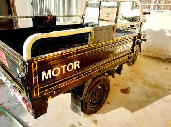 للبيع ١٨ جاهزة ***********
